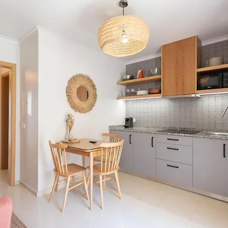 Casinha Alecrim Grupo Beira-mar نازاريه